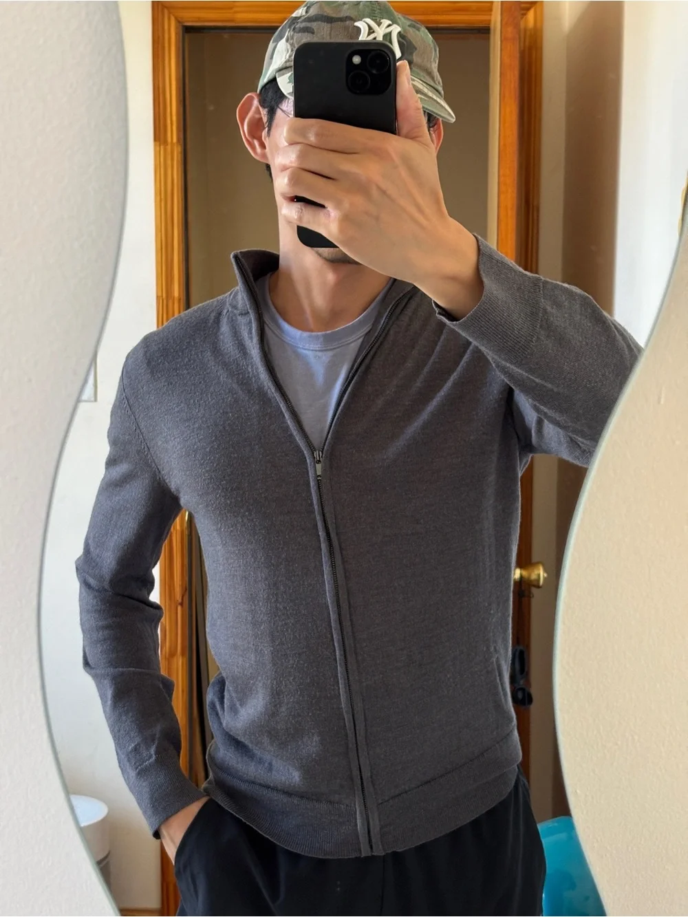 Charles Tyrwhitt Gray Zip Up Merino Wool Sweater Size S